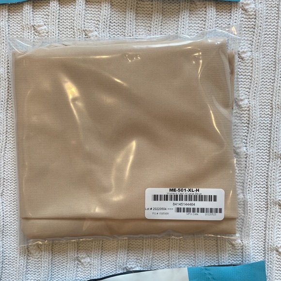 Marena Nude Compression Capris - Picture 3 of 5